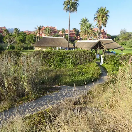 Apartment Beach In Elviria Marbella, Great Location With The Beach On Your Door Step *
