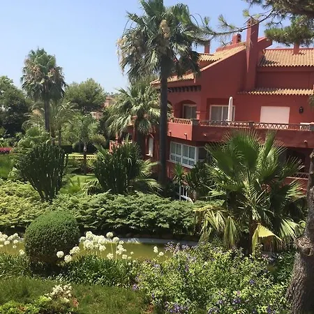 Apartment Beach In Elviria Marbella, Great Location With The Beach On Your Door Step Marbella