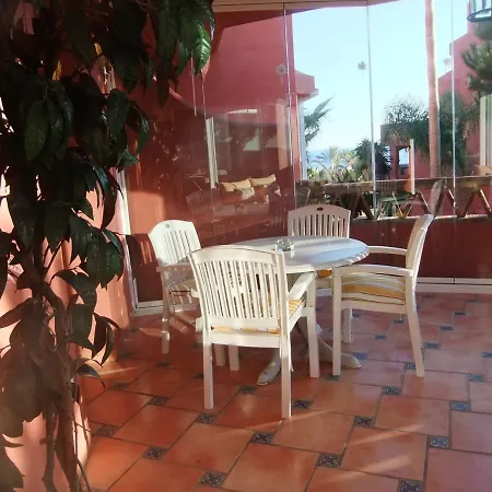 Beach In Elviria Marbella, Great Location With The Beach On Your Door Step Apartment